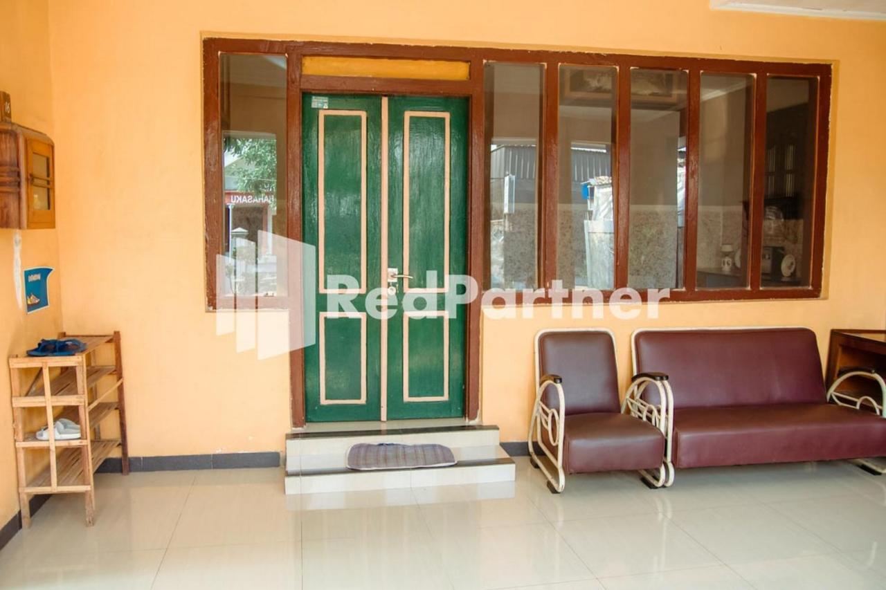 Flamboyan Asri Syariah Mitra Reddoorz Near Kampung Inggris Pare Hotel Luaran gambar