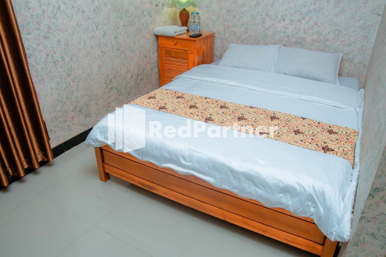 Flamboyan Asri Syariah Mitra Reddoorz Near Kampung Inggris Pare Hotel Luaran gambar
