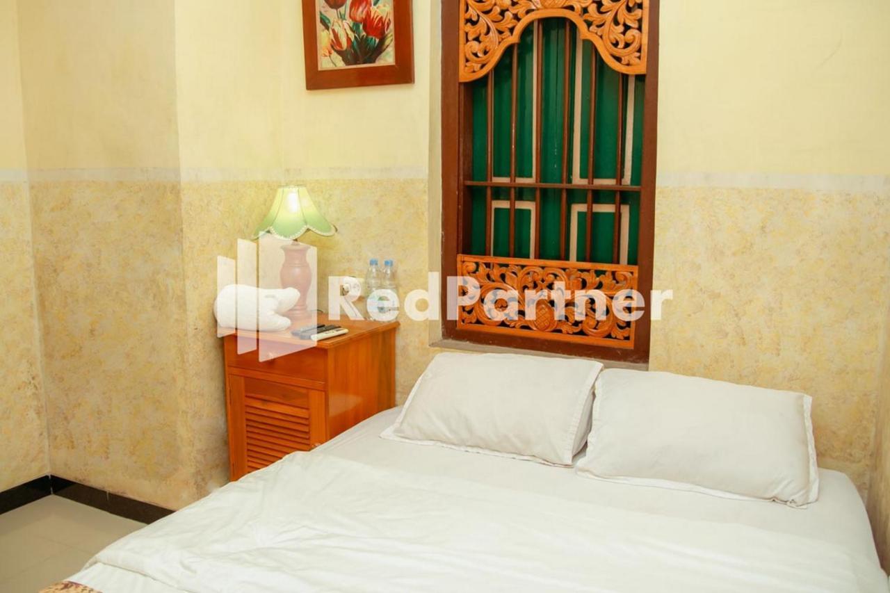 Flamboyan Asri Syariah Mitra Reddoorz Near Kampung Inggris Pare Hotel Luaran gambar